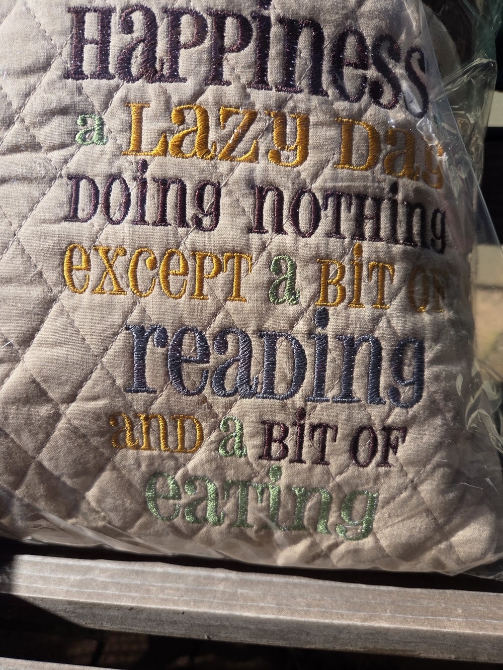 Reading Pillows - Picture 12 of 16